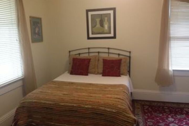 Room 5 of 13