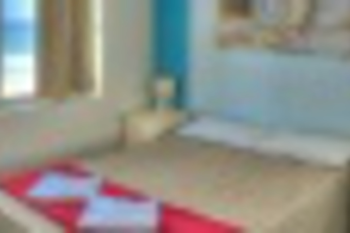 Room 64 of 180