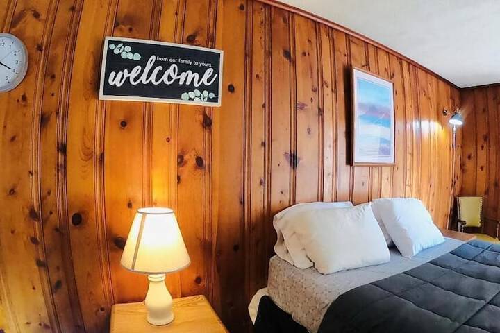 Room 14 of 22