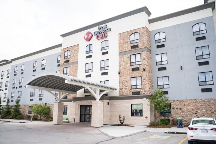 Hotel 37 of 39