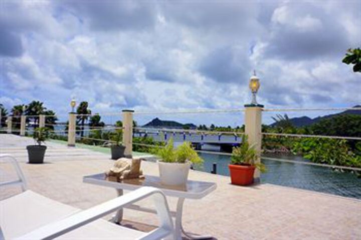 Terrace/Patio 69 of 72
