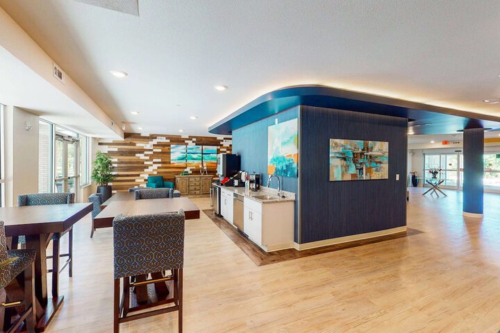 Hotel Interior 7 of 144