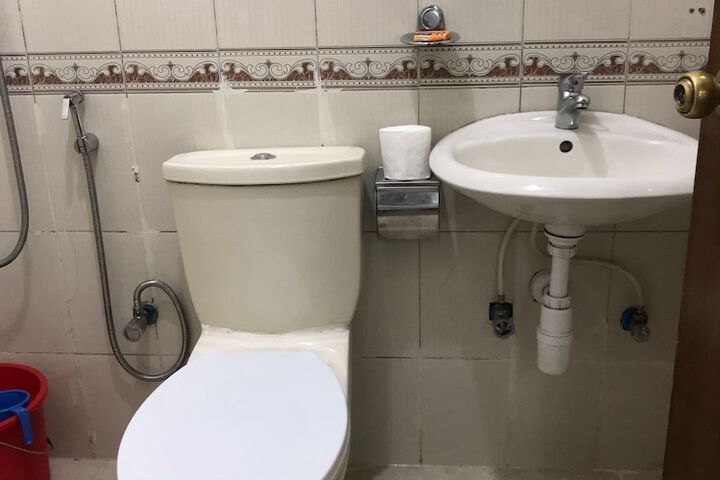 Room 18 of 31