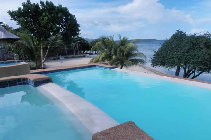 Pool 13 of 22