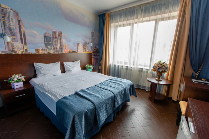 Room 2 of 50