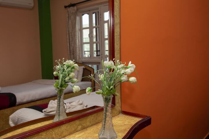Room 8 of 49