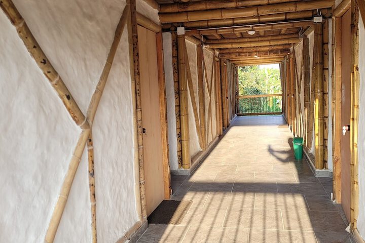 Ballroom/Hall 6 of 7
