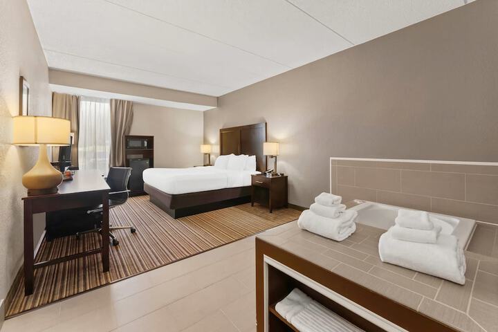 Room 14 of 47