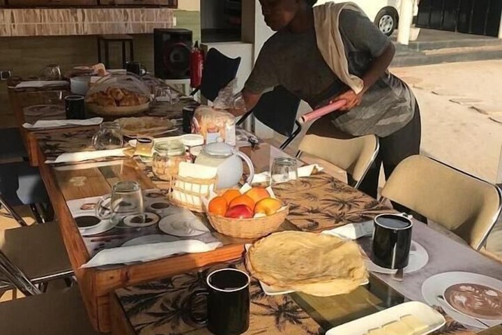 Breakfast/Coffee Service 10 of 28