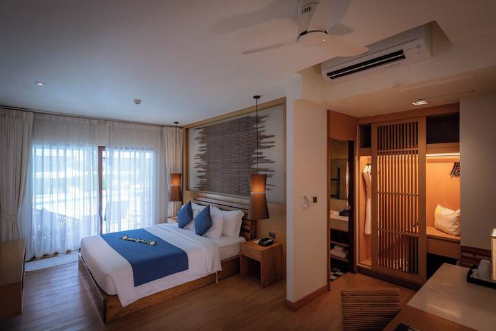 Room 21 of 177