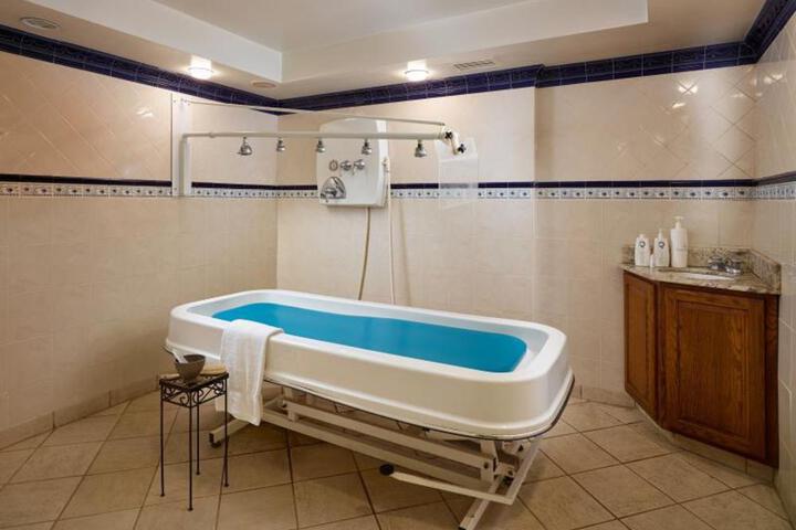 Fitness Center Photo