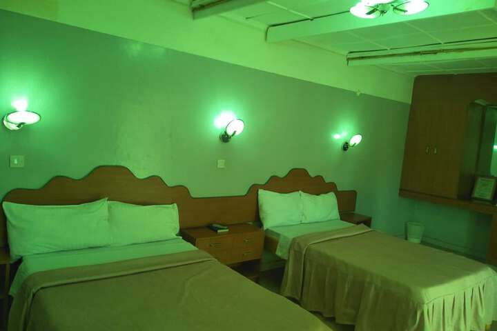 Room 3 of 34