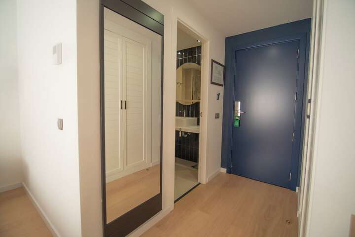 Room 22 of 118