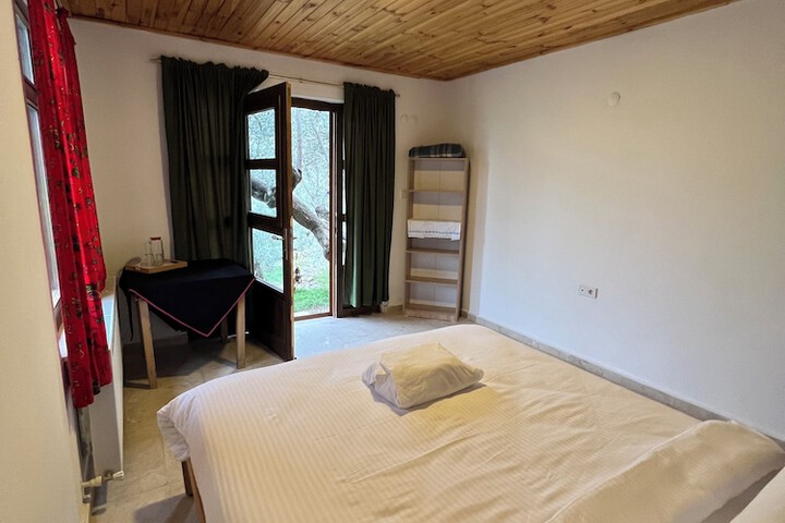 Room 38 of 43