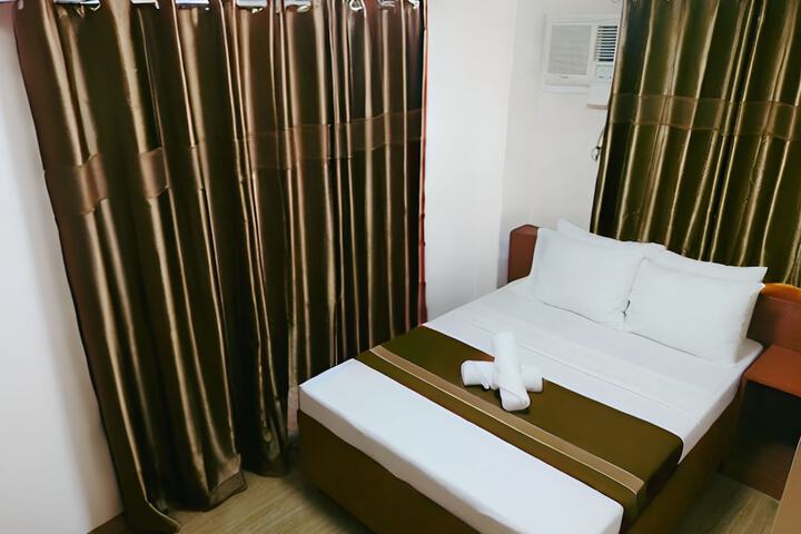 Room 26 of 48