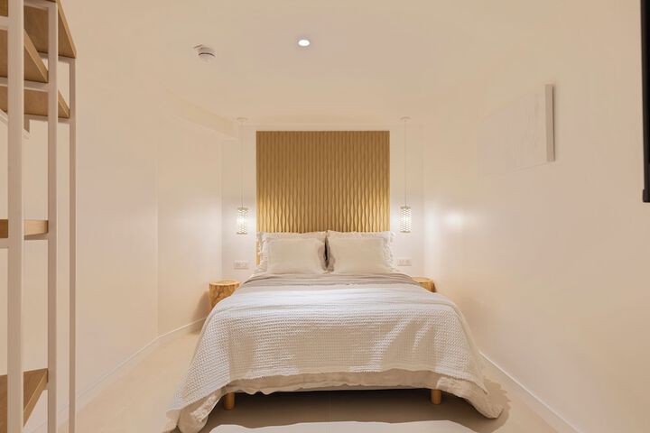 Room 20 of 121