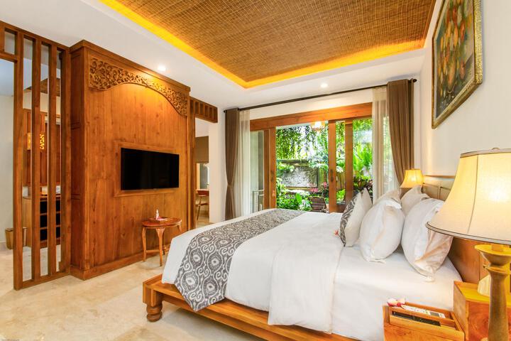 Room 15 of 24