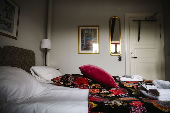 Room 2 of 45