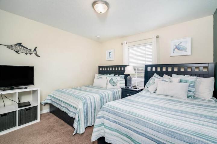 Room 9 of 45