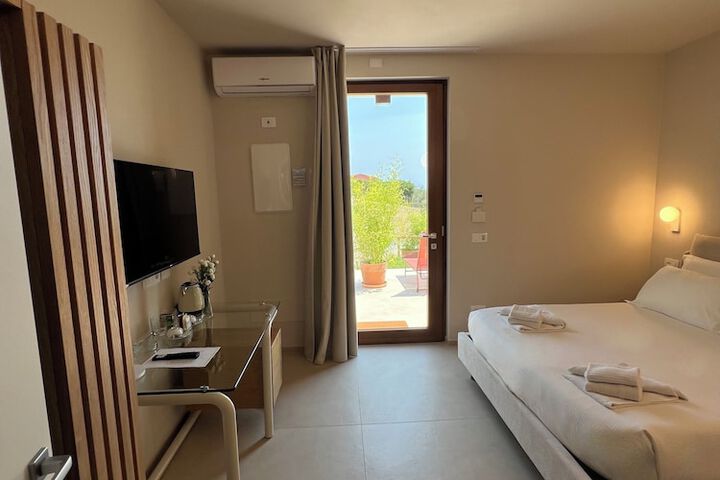 Room 41 of 120