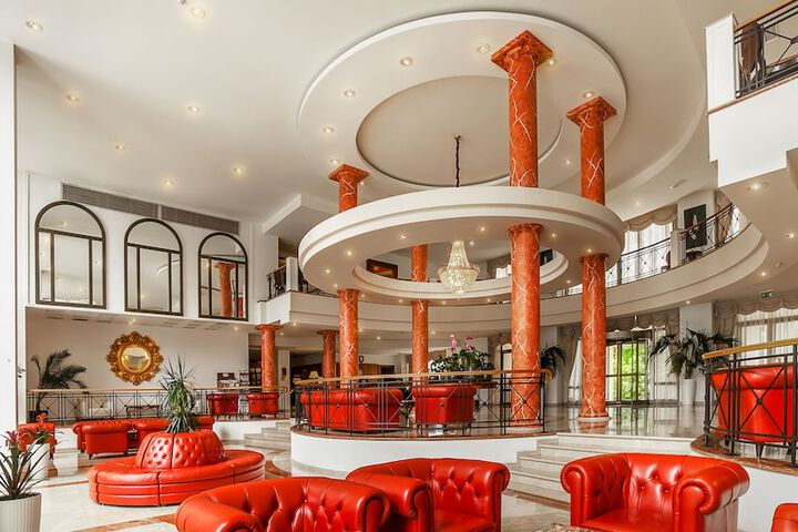 Hotel Interior 5 of 132