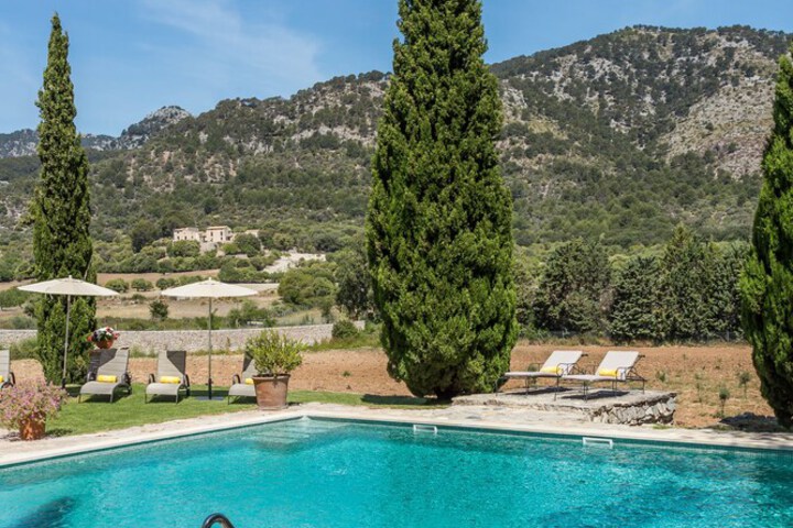Pool 56 of 89