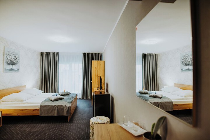 Room 65 of 132