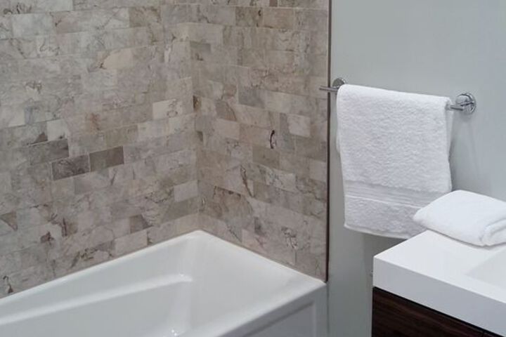 Room 14 of 22