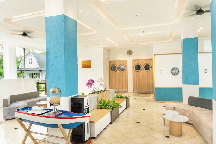 Hotel Lobby