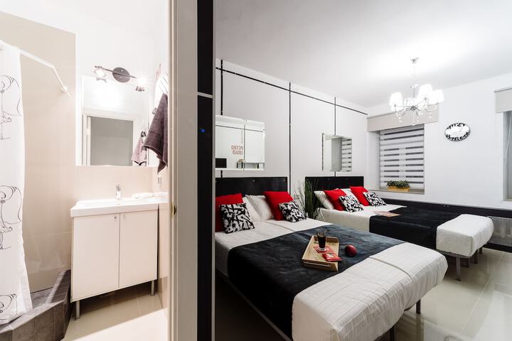 Room 3 of 18