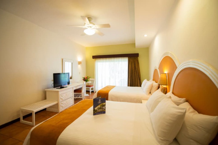 Room 12 of 47