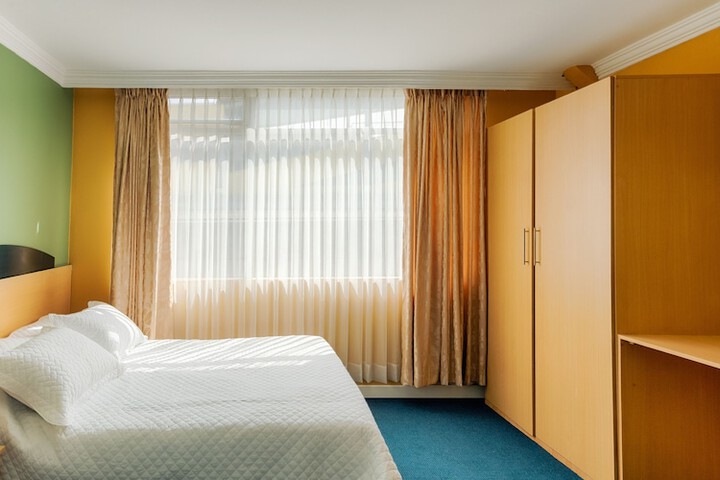 Room 5 of 26