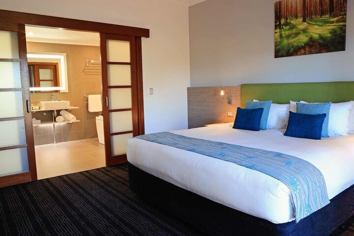 Room 32 of 109