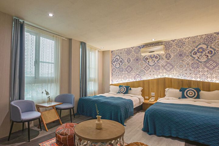 Room 10 of 56