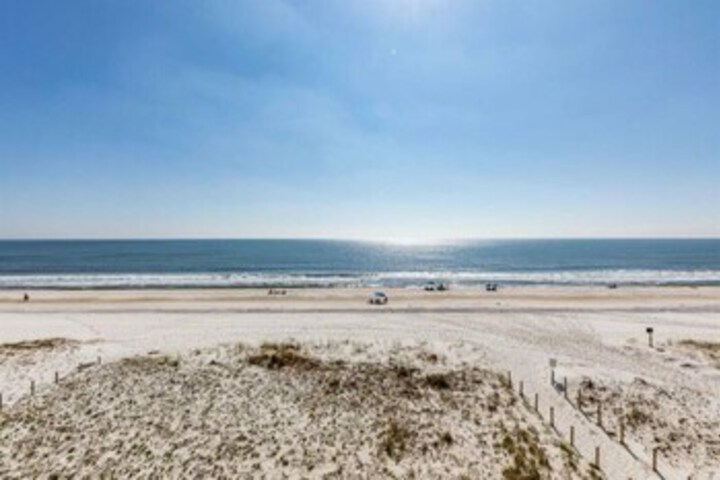 Beach 119 of 360