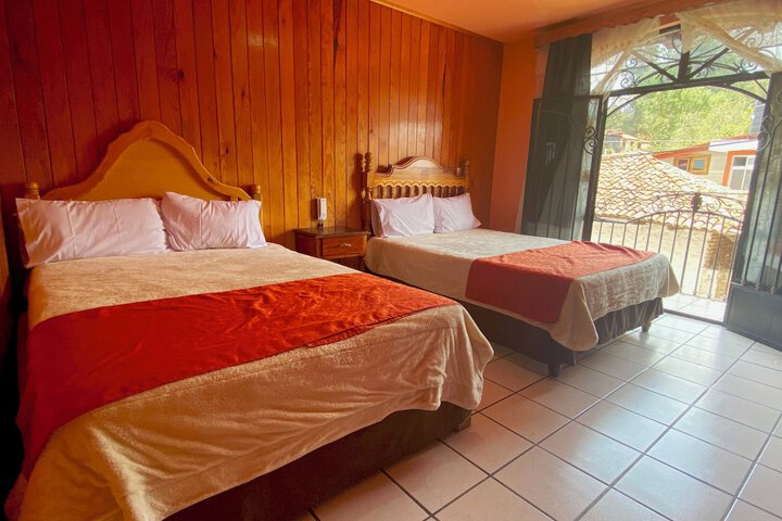 Room 33 of 91