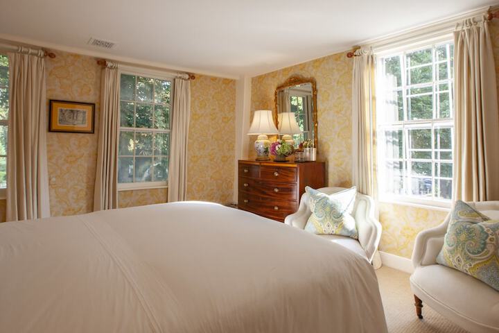 Room 14 of 42