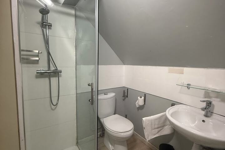 Room 25 of 58