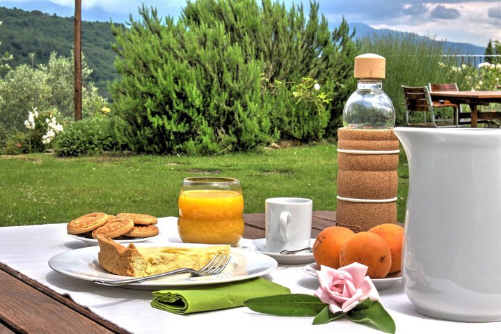 Breakfast/Coffee Service 90 of 110
