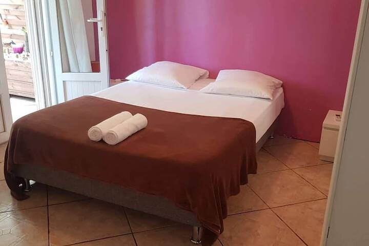 Room 20 of 30