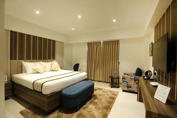 Room 25 of 46