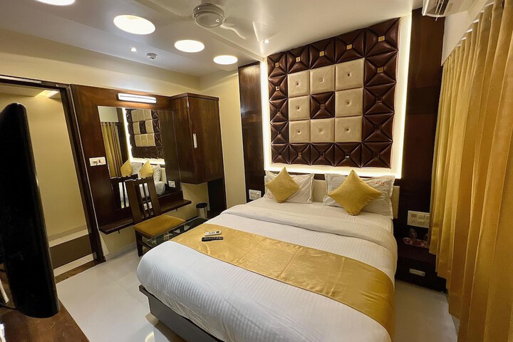 Room 15 of 71