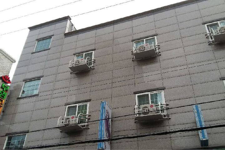 Booyoung Motel