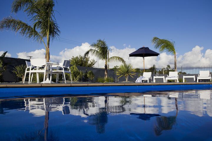 Pool 33 of 57
