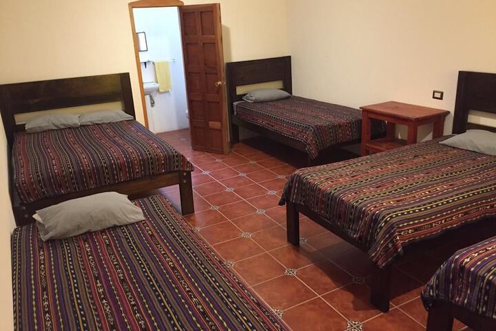 Room 3 of 39