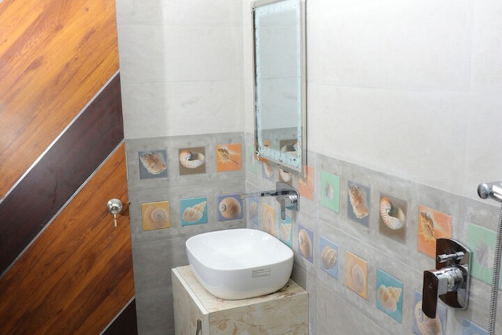 Room 18 of 35