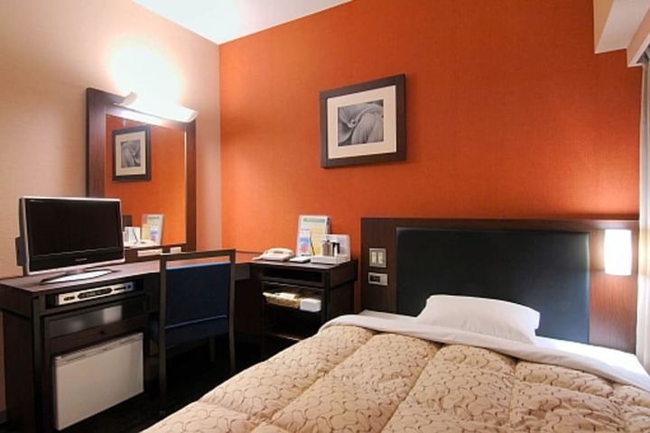 Room 22 of 57
