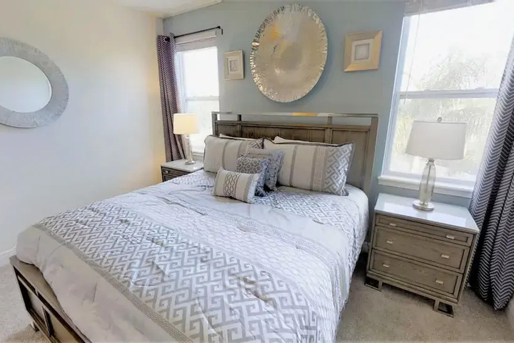 Room 6 of 26