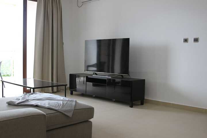 Room 13 of 25