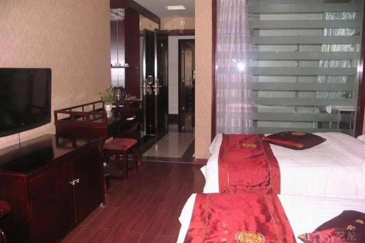 General 32 of 35